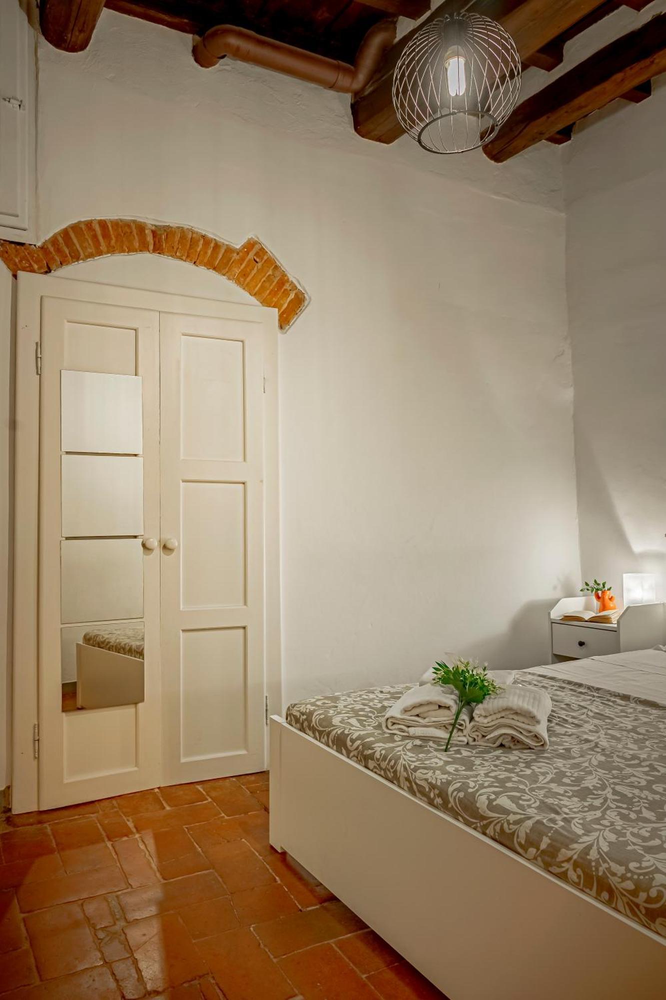 Dante'S Room Dei Cerchi Флоренция Экстерьер фото